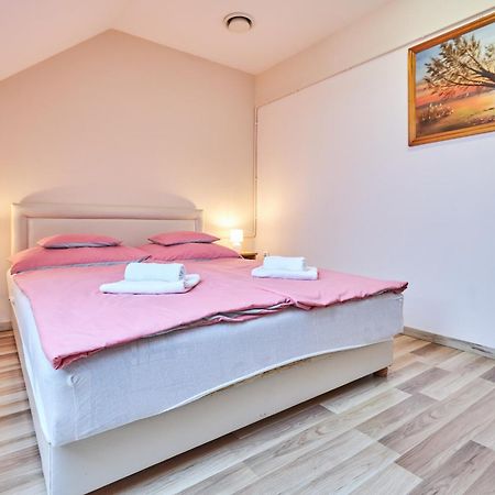 Hajdúszoboszló Ada Apartmanhaz מראה חיצוני תמונה
