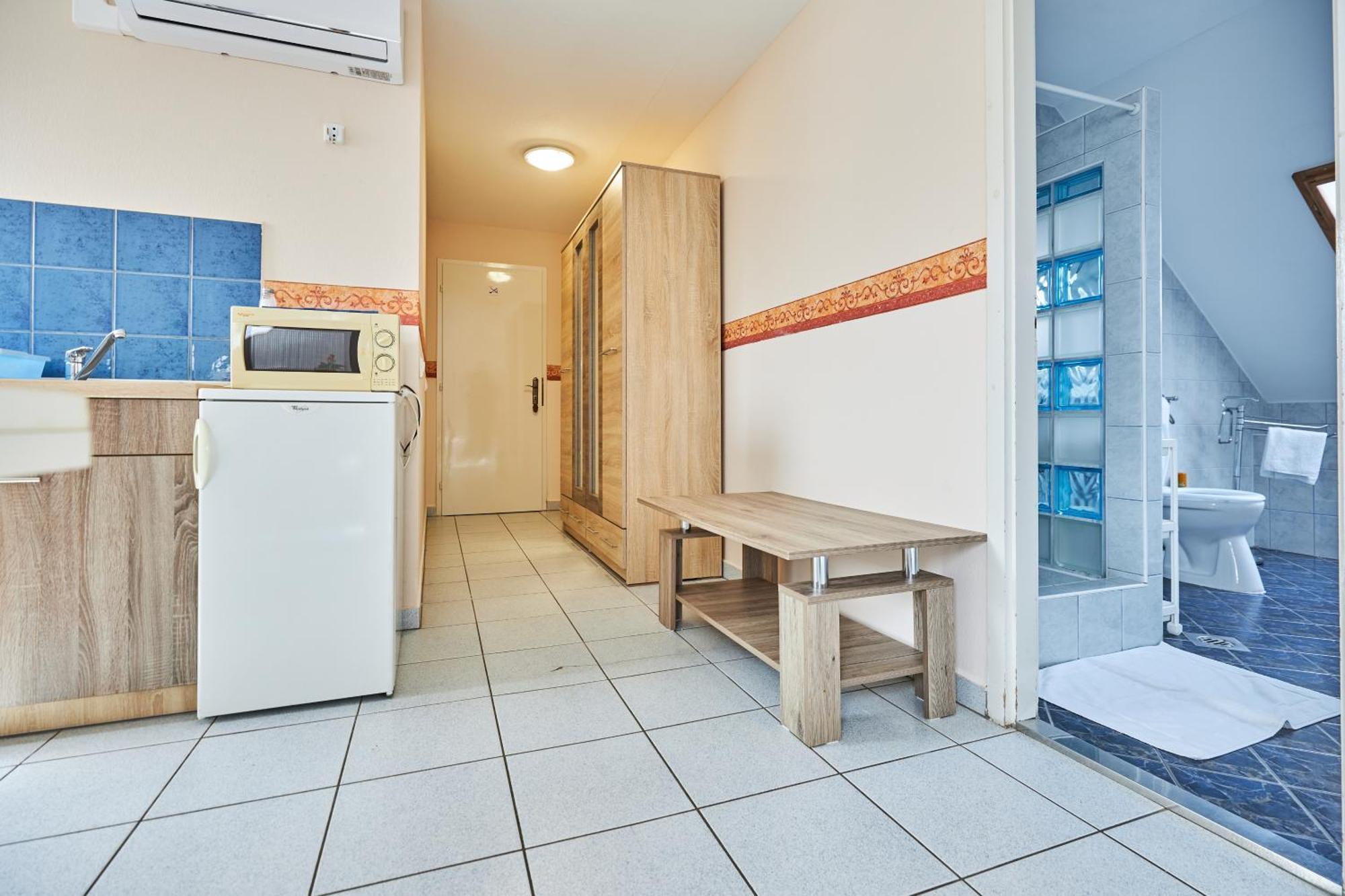 Hajdúszoboszló Ada Apartmanhaz מראה חיצוני תמונה