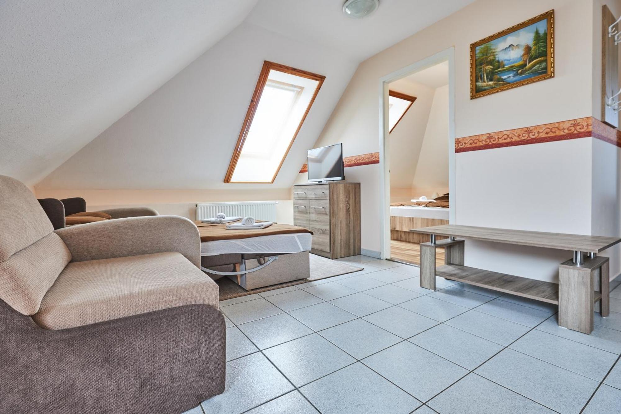 Hajdúszoboszló Ada Apartmanhaz מראה חיצוני תמונה
