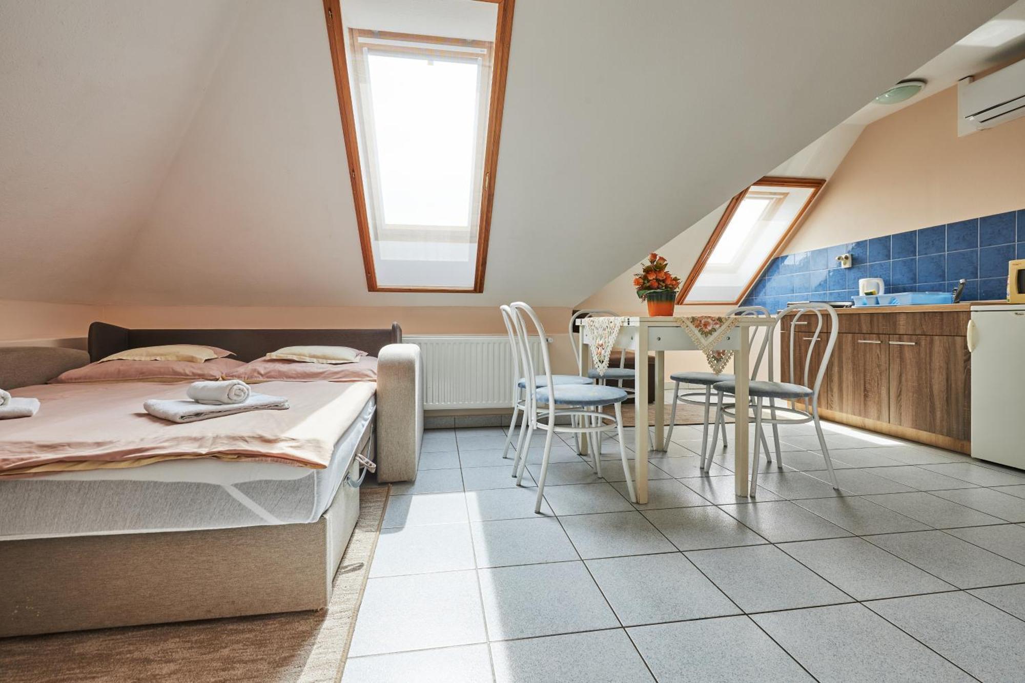Hajdúszoboszló Ada Apartmanhaz מראה חיצוני תמונה