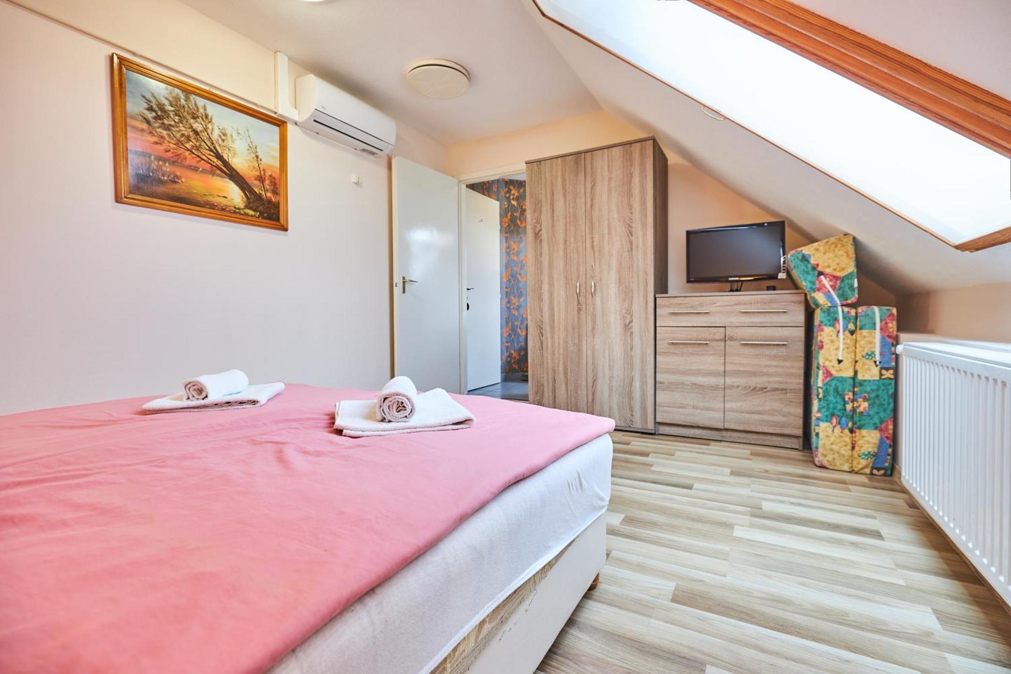 Hajdúszoboszló Ada Apartmanhaz מראה חיצוני תמונה