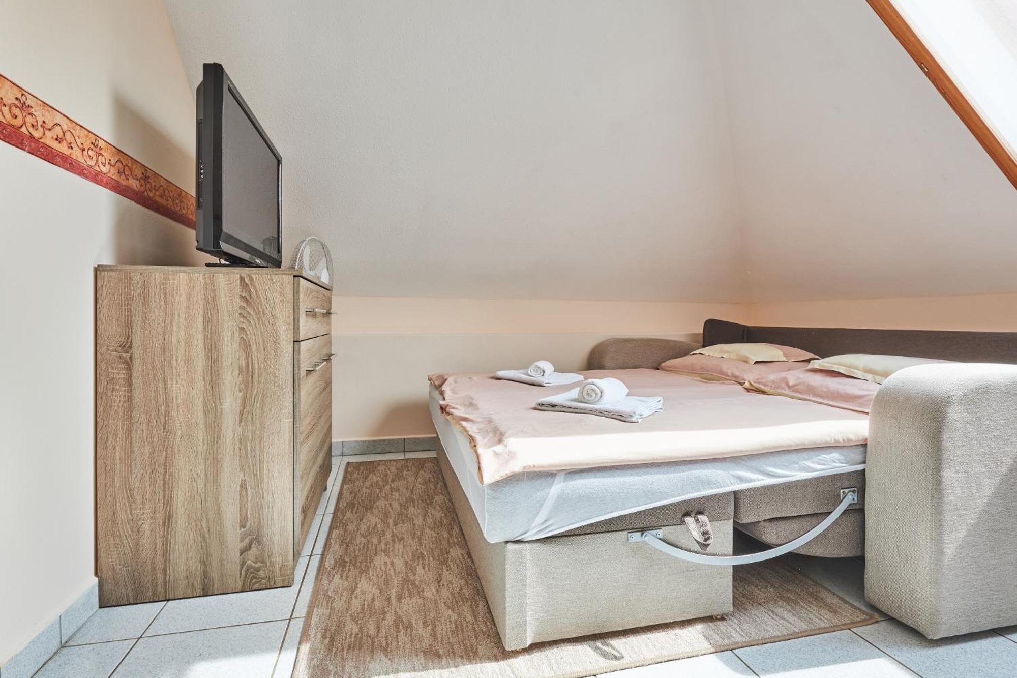 Hajdúszoboszló Ada Apartmanhaz מראה חיצוני תמונה