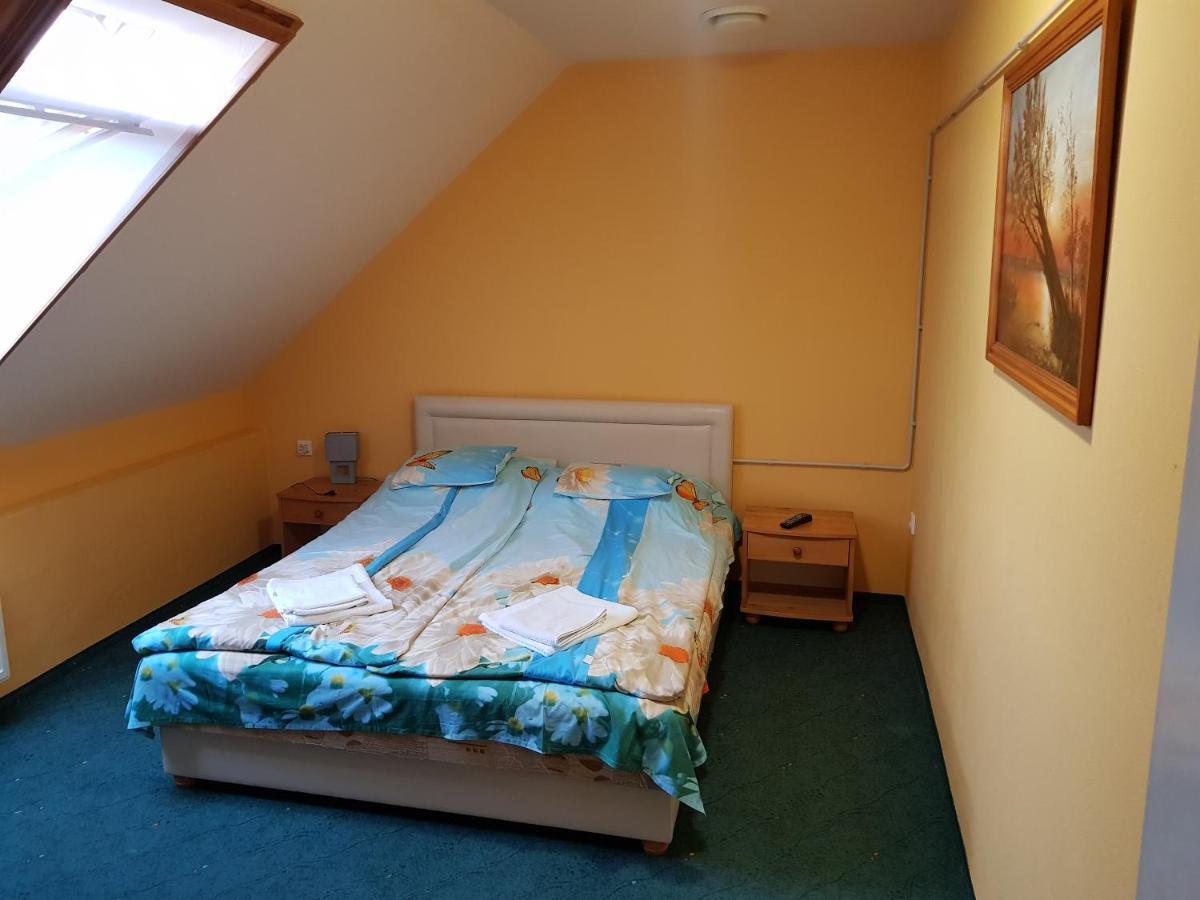 Hajdúszoboszló Ada Apartmanhaz מראה חיצוני תמונה